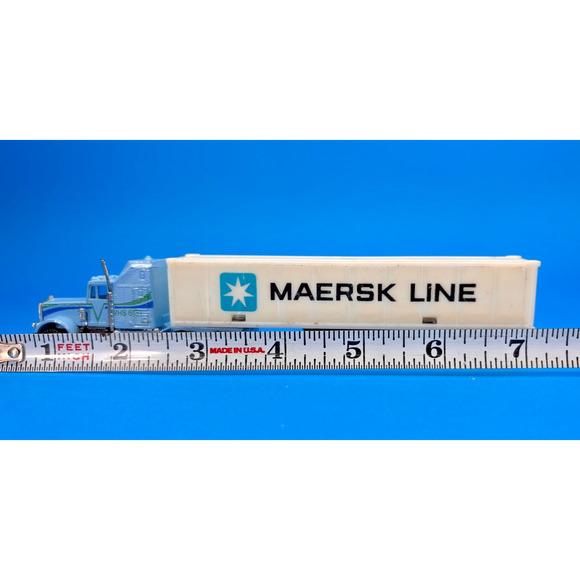 Vintage Semi Tractor Trailer, MAERSK LINE HO Scale 1/87 Diecast Transport - Picture 10 of 10